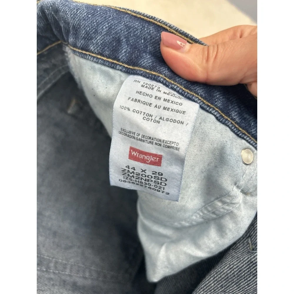 NWT Wrangler Authentics Jeans Mens 44x29 Blue Straight Fit Stretch Casual‎ Pants